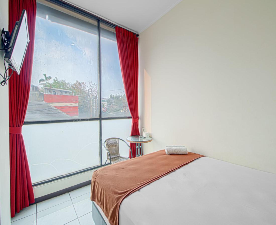 Bantal Guling Alun Alun Bandung Hotel Екстериор снимка