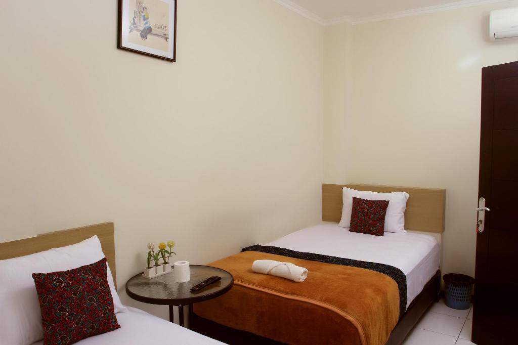Bantal Guling Alun Alun Bandung Hotel Екстериор снимка